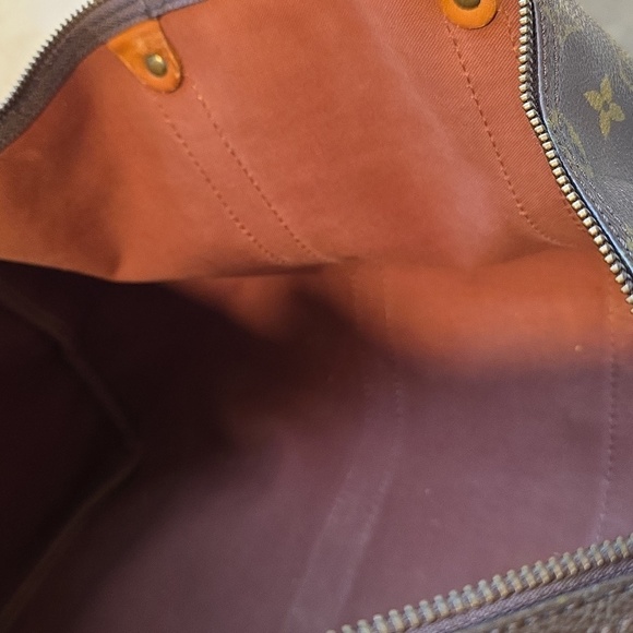 Louis Vuitton Keepall 50 Monogram Travel Bag - Picture 11 of 11